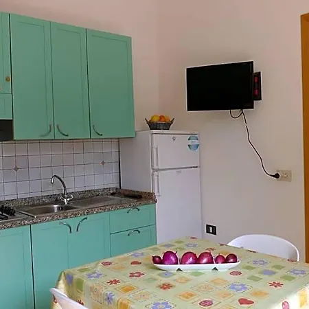 Il Turistico 3* זמברונה